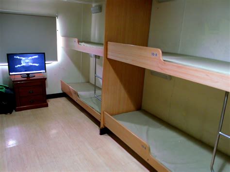 tourist class 2go room